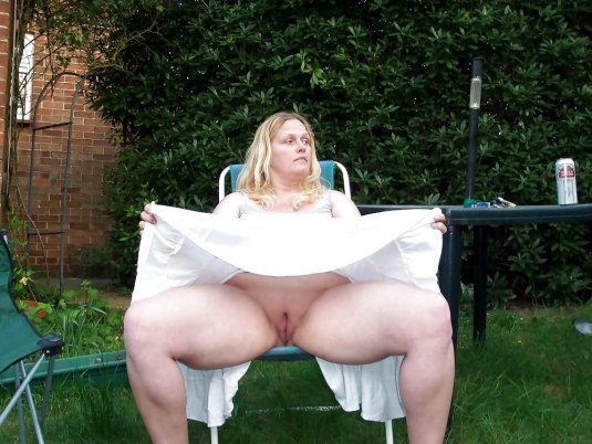 голые толстушки без трусов