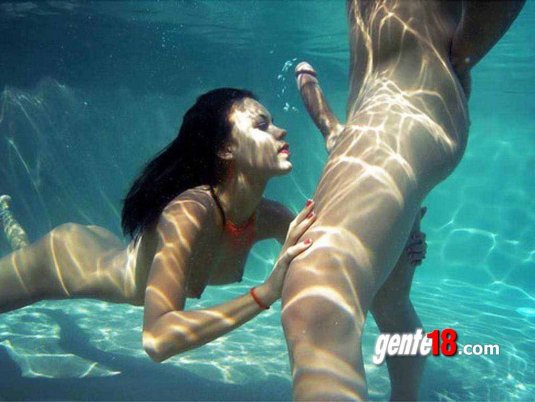 эротика под водой