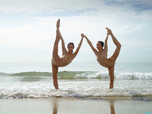 Анжела и альбина осиновские julietta magdalena