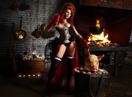 Молот ведьм красивые ведьмы