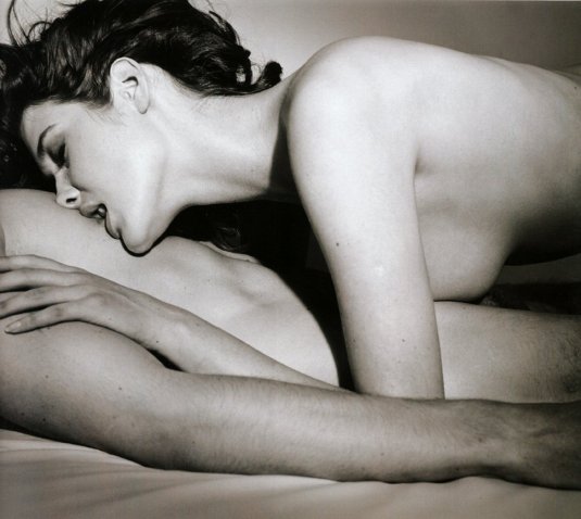 Страстные эротические поцелуи