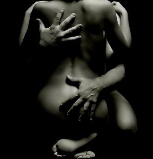 Страстные объятия