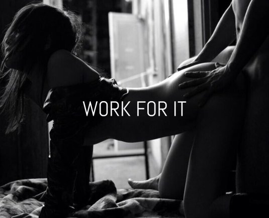 Мужчина сзади девушки эротика