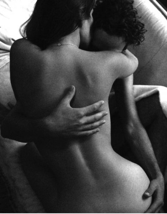 Эротические обнимашки