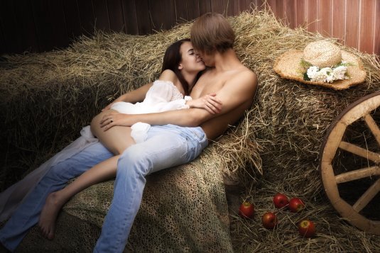 Любовь на сеновале