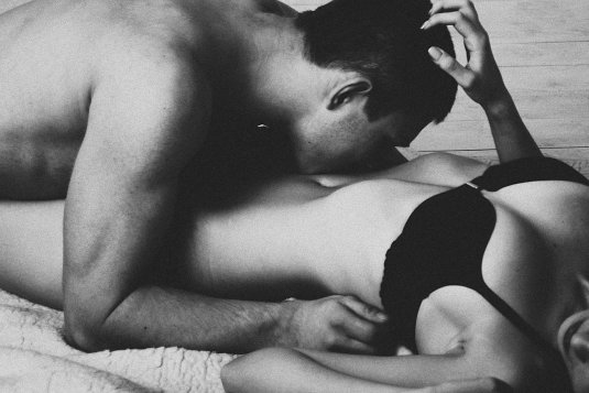 Поцелуи в животик