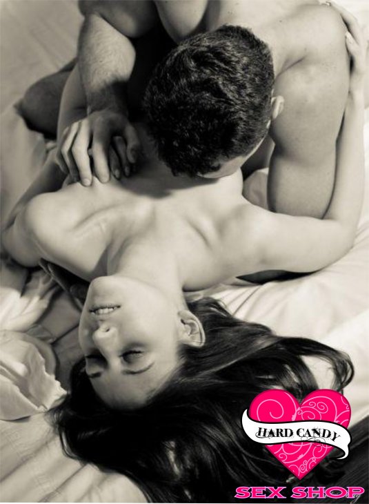 Поцелуи в грудь