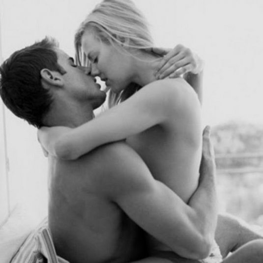 Страстная любовь в постели