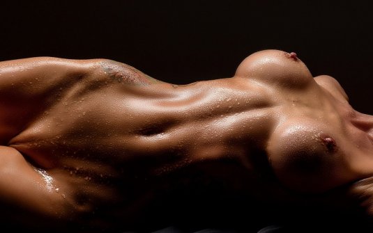 Обнаженные девичьи тела