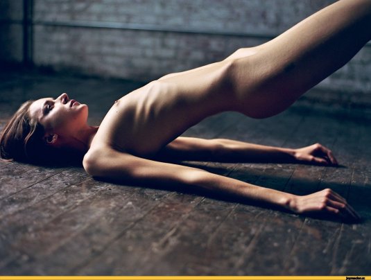 Фото гифок худые обнаженные девушки