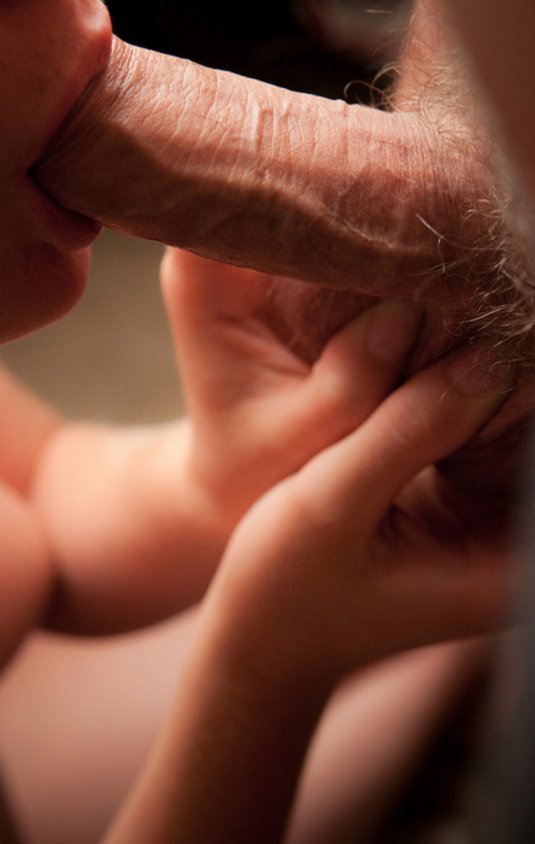 Красивый глубокий минет, нежный