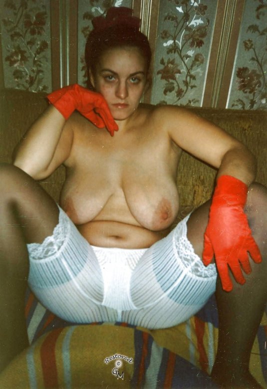 Сисястые бабы в панталонах