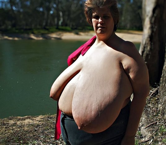 Домашние старые сиськи