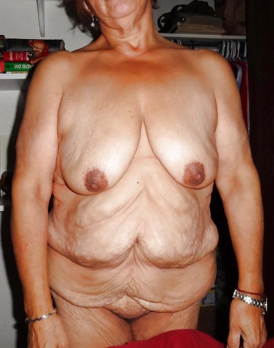 Голые пенсионерки с большими сиськами