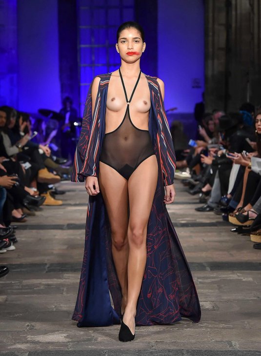 Madalina pica фото