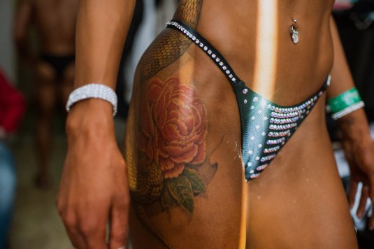 Самые красивые тату бикини