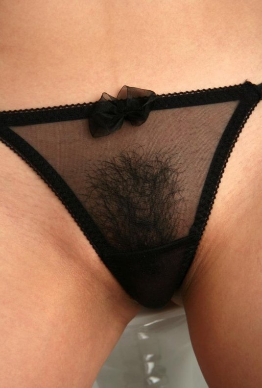 Девушки в прозрачных мокрых трусиках