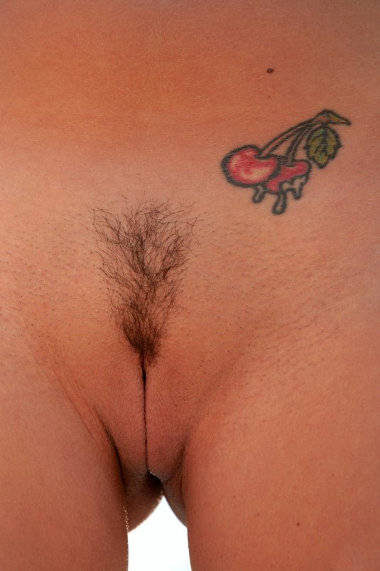 Красотки с интимными стрижками