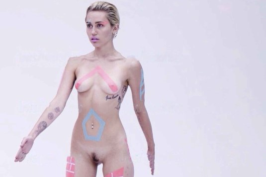 Майли Сайрус голая фотосессия