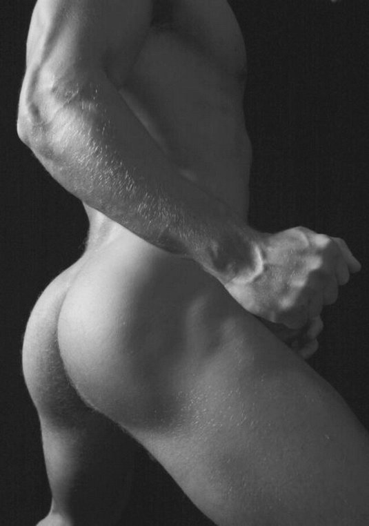 Аппетитные попки мужчин