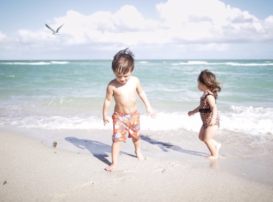 Сосание новорожденного