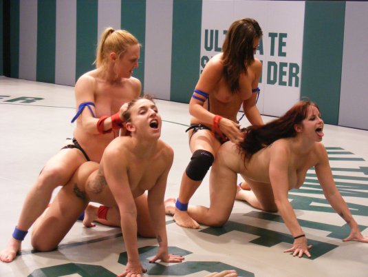 Борьба эротическая лесби