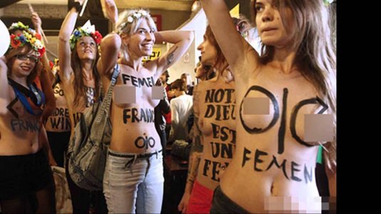 Красивые голые феминистки