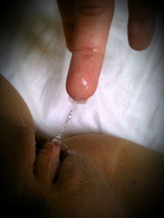 Голые блондинки с мокрыми кисками