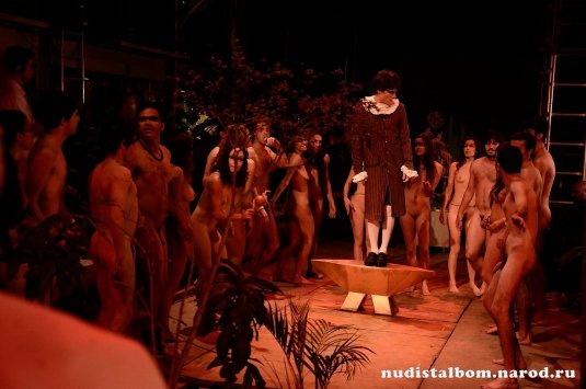 Эротические гифки в театре