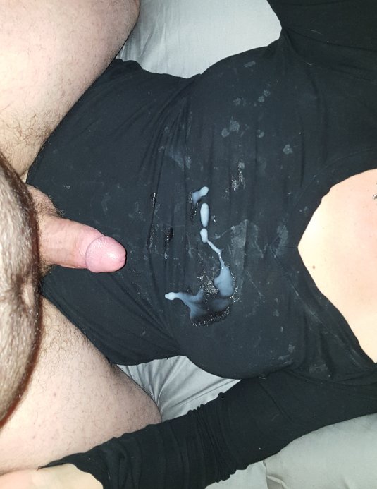 Кончить на одежду Любительское