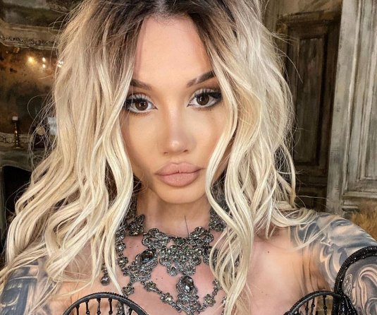 Лидия Баракат до пластики