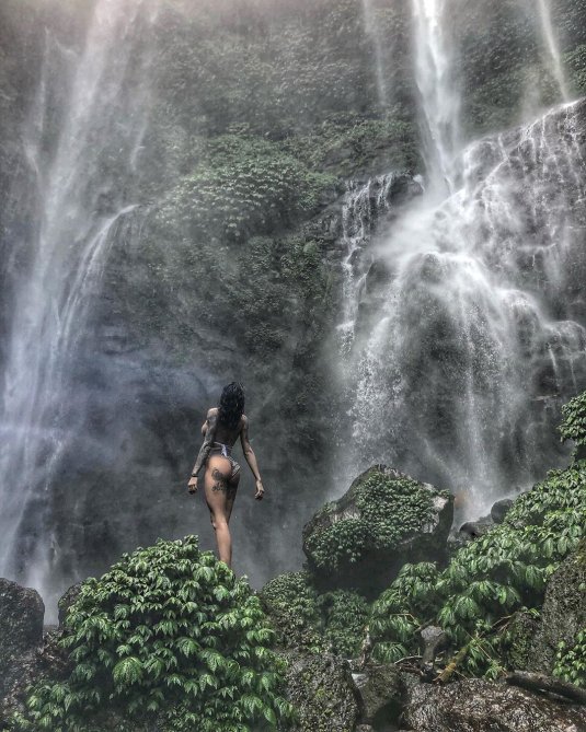 Марина Мексика с каре