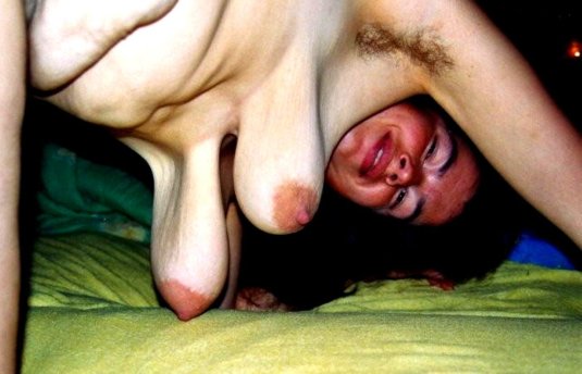 Огромная гигантская грудь