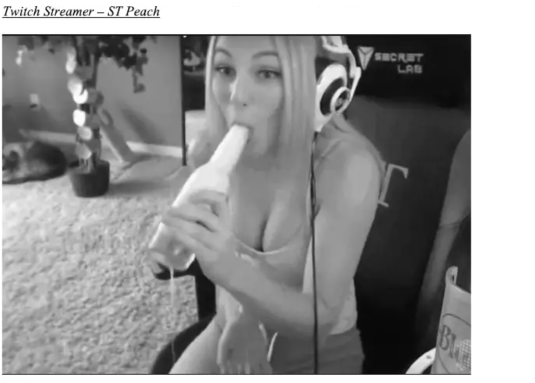 Твич девушки без одежды