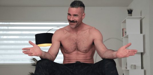 Порноактер Чарльз Дера