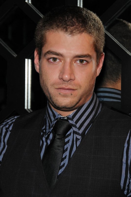 Ксандер Корвус