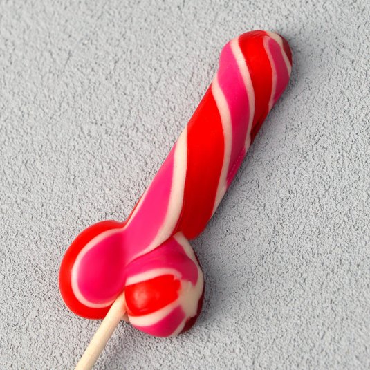 Голые милашки в радужных гольфах