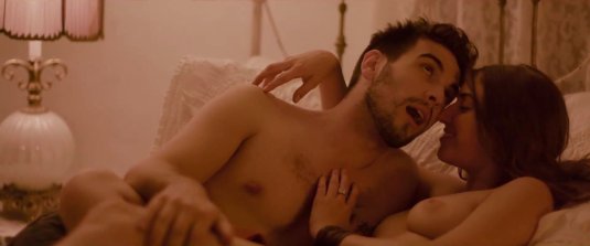 Даниэль Кэмпбелл сиськи