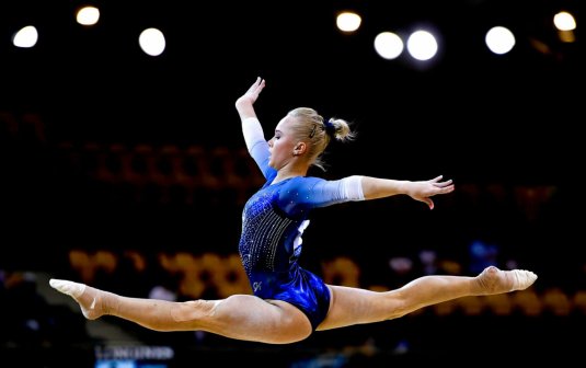 Мишель Трахтенберг pussy