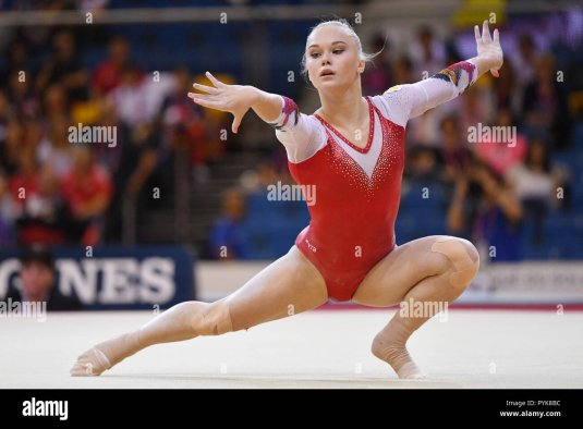 Ангелина мельникова гимнастка