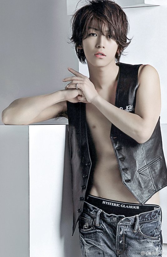 Квон Сан у торс