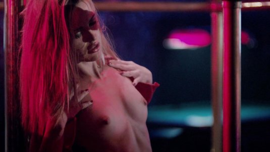 Хелена Мэттссон топлесс