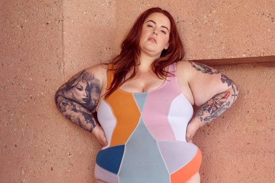 Тесс холидей