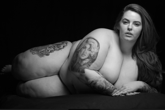 Тесс холидей