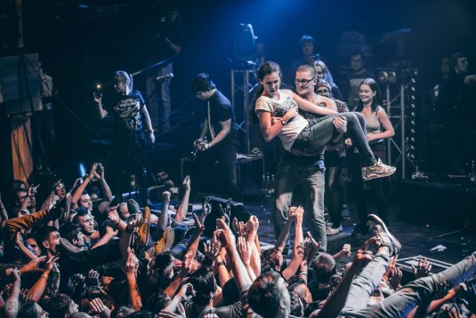 Джоанна Энджел групповуха