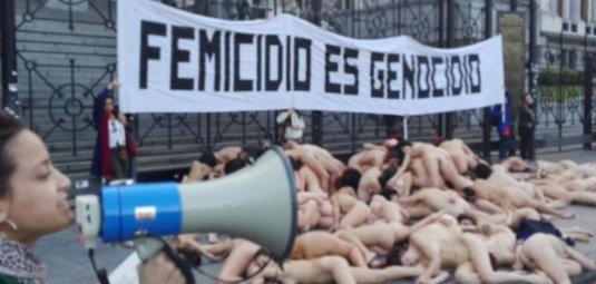 Международный день топлес