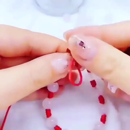 Браслет с бусинами