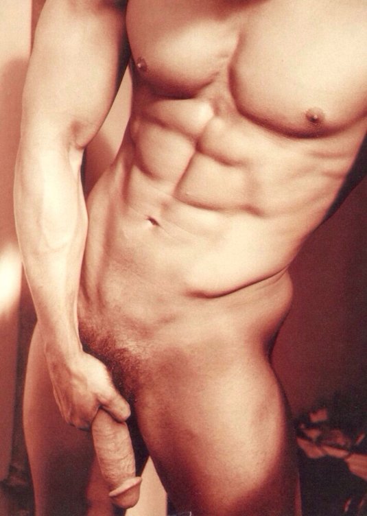 Очень красивые парни с членами