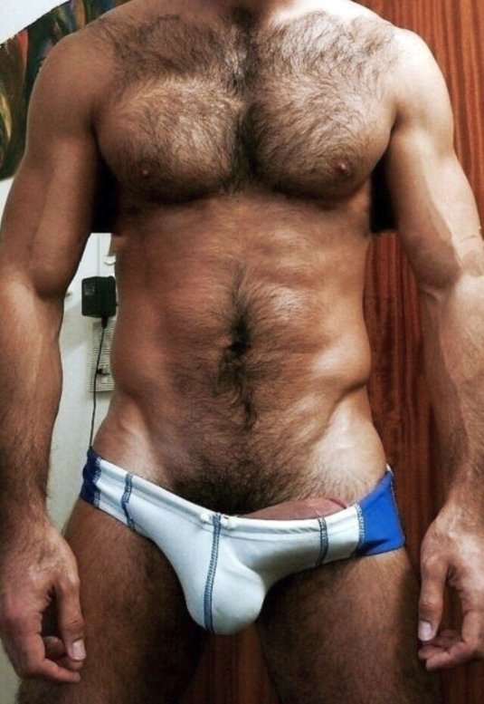 Красивые голые волосатые парни