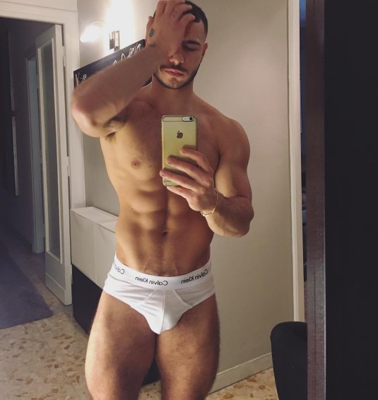 Селфи мальчиков голеньких